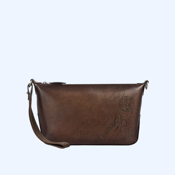 투주르 소프트 스크리토 레더 파우치백