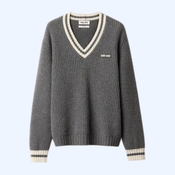 울 및 캐시미어 브이넥 스웨터