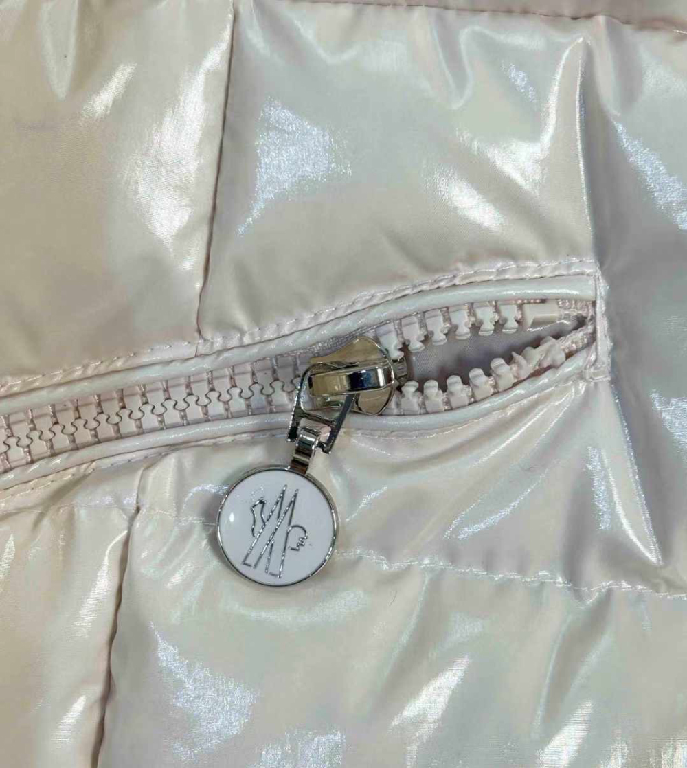 패딩 상품상세 이미지-S1L3