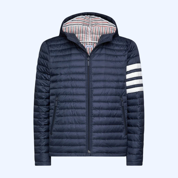 매트 피니시 나일론 다운 필 퀼팅 4-바 후드 재킷