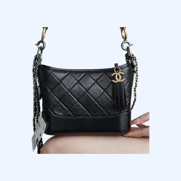 샤넬 클래식 가브리엘 스트랩 로고 호보백 스몰