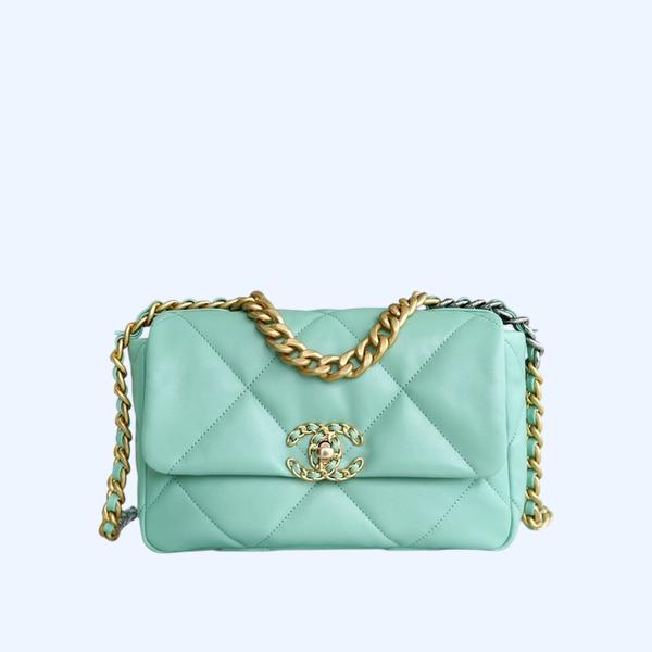 샤넬 19백 미디엄(스몰) 골드 체인 램스킨 