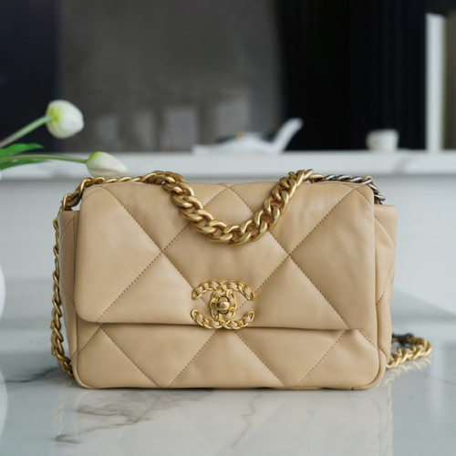 샤넬 19백 미디엄(스몰) 골드 체인 램스킨 