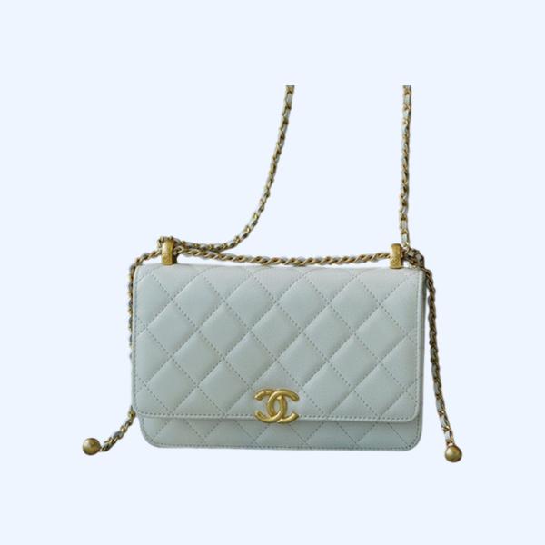 샤넬 WOC 체인 월렛 화이트 램스킨