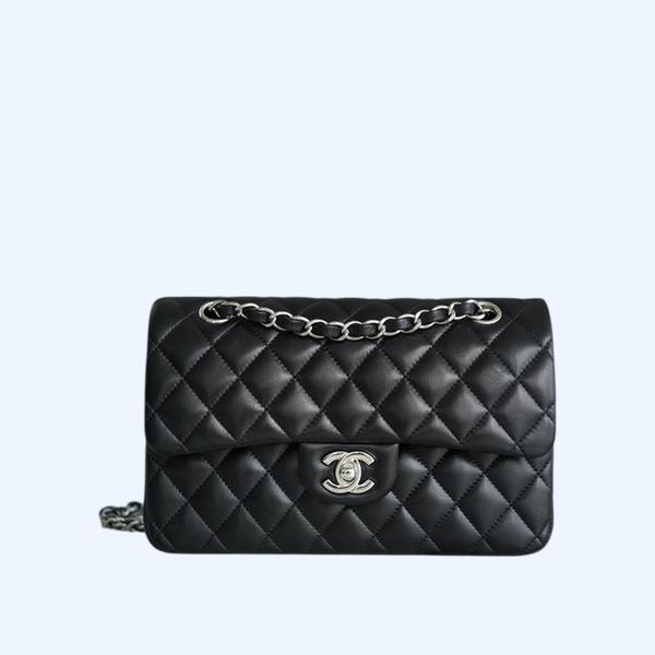 샤넬 클래식 스몰 블랙 은장 램스킨