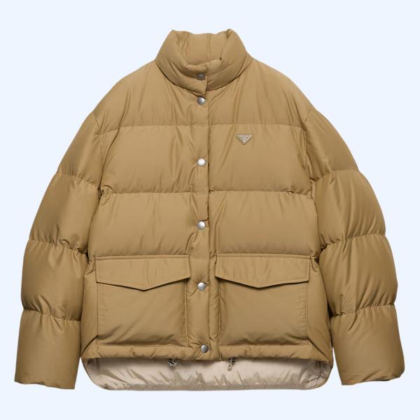 중량의 기능성 소재 다운 재킷