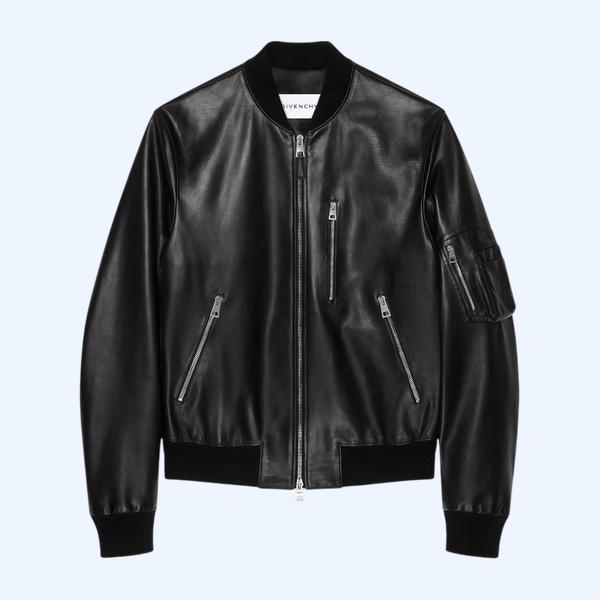 가죽 소재의 조종사 재킷