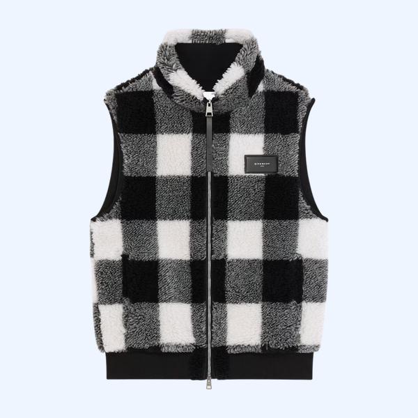 체크 무늬 슬리브리스 플리스 재킷