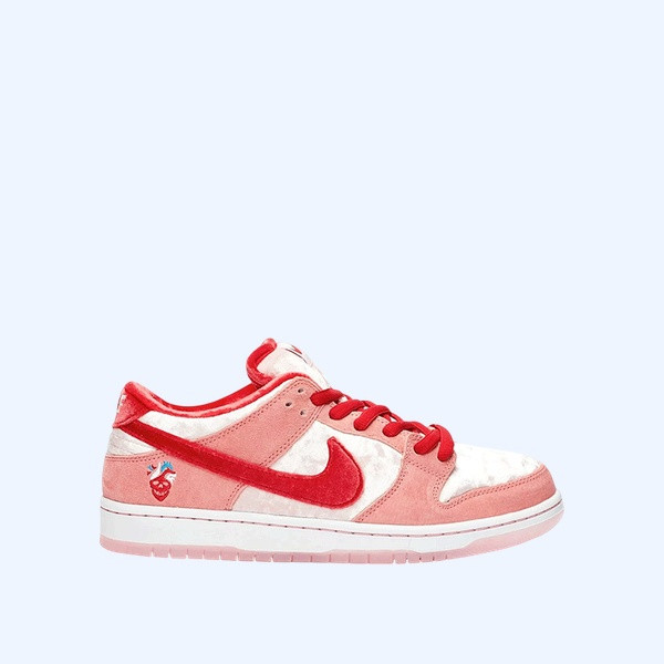 나이키 x 스트레인지러브 SB 덩크 로우 핑크