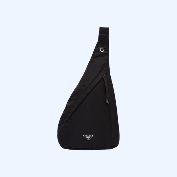 프라다 트라이앵글 로고 리나일론 슬링백