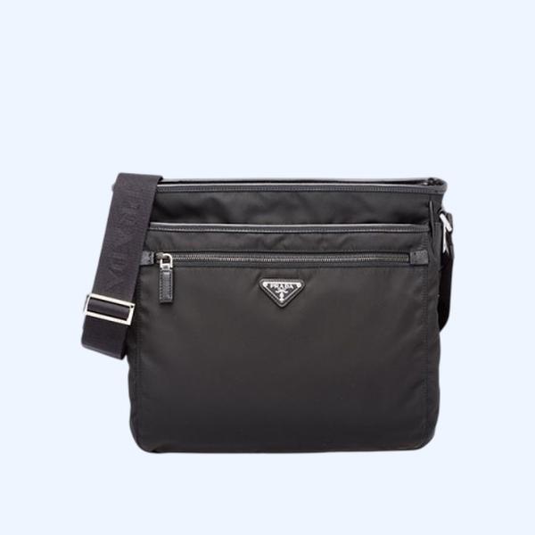 프라다 삼각로고 메신저백 블랙