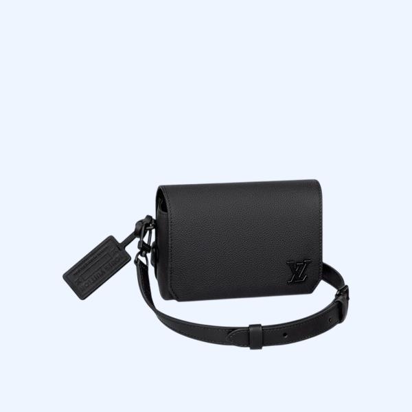 루이비통 패스트라인 웨어러블 월릿 M82085