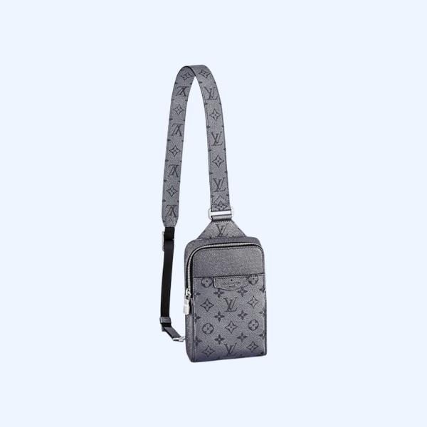 루이비통 타이가라마 아웃도어 슬링백 M30833