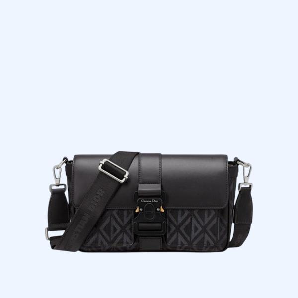 디올 힛 더 로드 메신저 백 블랙