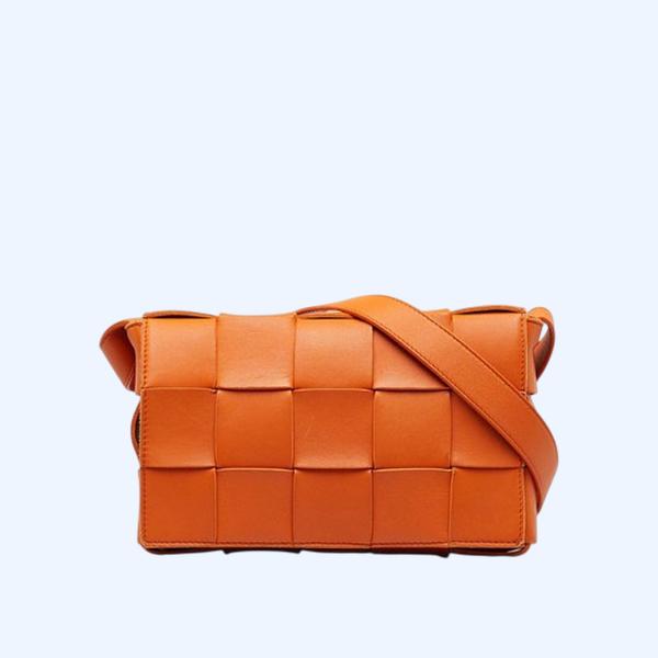 보테가베네타 나파 맥시 미디움 카세트백