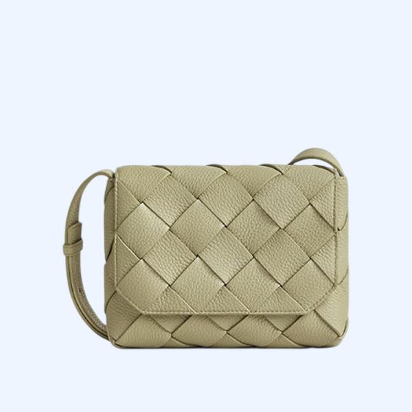 보테가 베네타 그레인 인트레치오 디아고 크로스바디 백 트래버틴