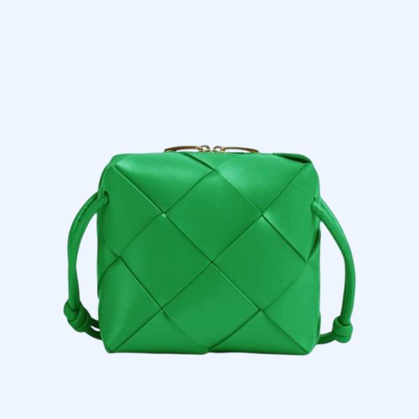 보테가베네타 패러킷 미니 인트레치아토 카메라백