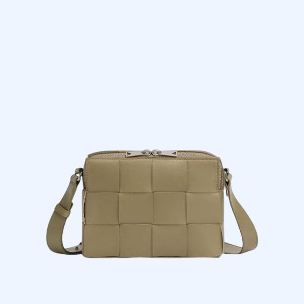 보테가베네타 카세트 카메라백 토프