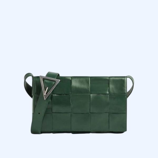 보테가베네타 인트레치아토 빌 클립 카세트백