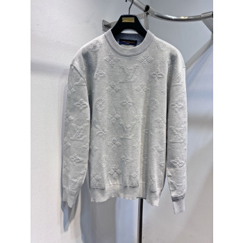 LV 모노그램 엠보싱 풀오버 스웨터