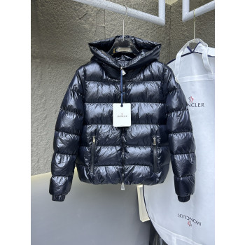 몽클레어 매직 다운 재킷