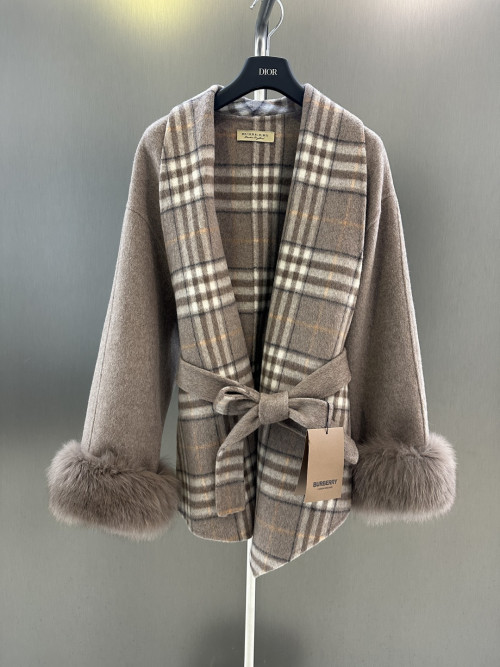 버버리 클래식 플레드 울코트