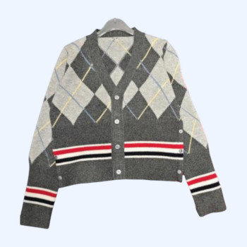 TB 마름모V넥 가디건