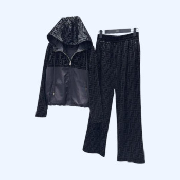 팬디 벨벳 스플라이싱 데일리룩