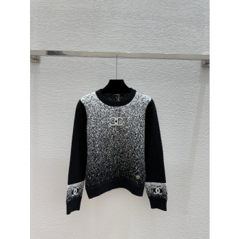 샤넬 그라데이션 라운드 넥 니트