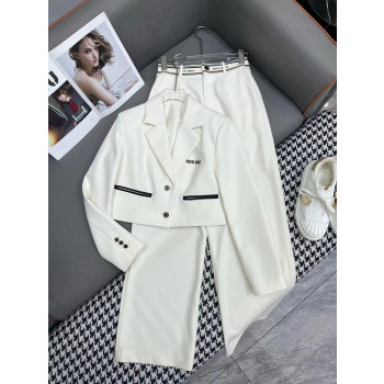 미우미우 레터 장식 슈트 팬츠