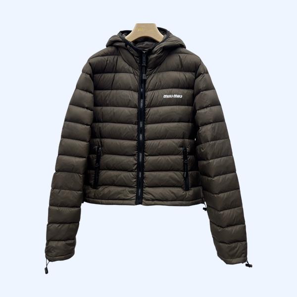 미우미우 후드 다운 재킷
