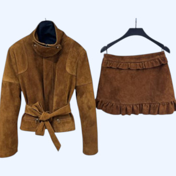 미우미우 레더 다둥 스웨이드 재킷 스커트