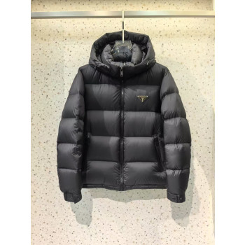 프라다 후드 다운재킷