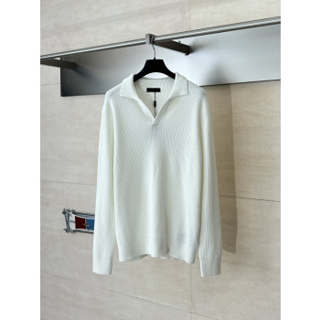 프라다 트라이 앵글 컵 씨넷 넥 니트