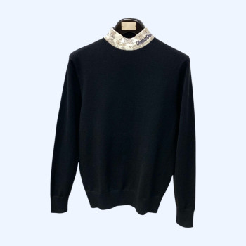 디올 울 터틀넥