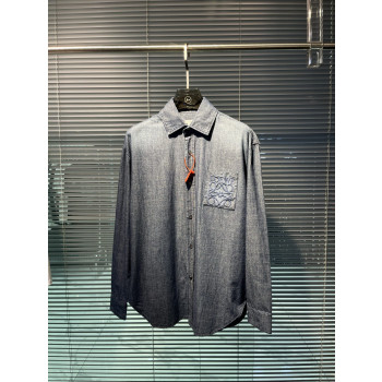 로에베 그라데이션 자수 포켓셔츠