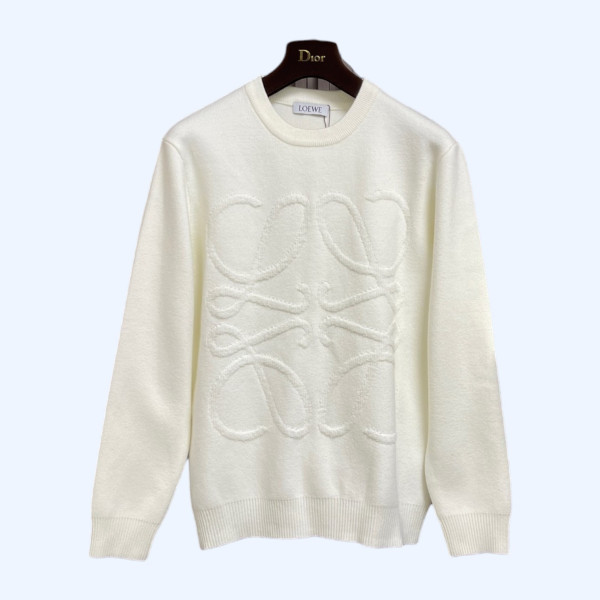 로에베 라운드넥 니트