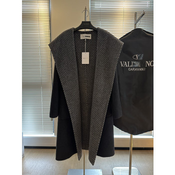 발랜티노 프린트 투톤 로브 코트