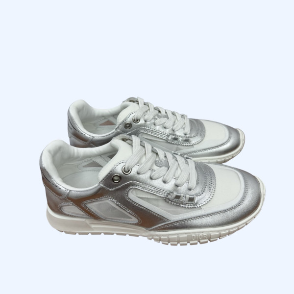 디올 테크 스니커즈